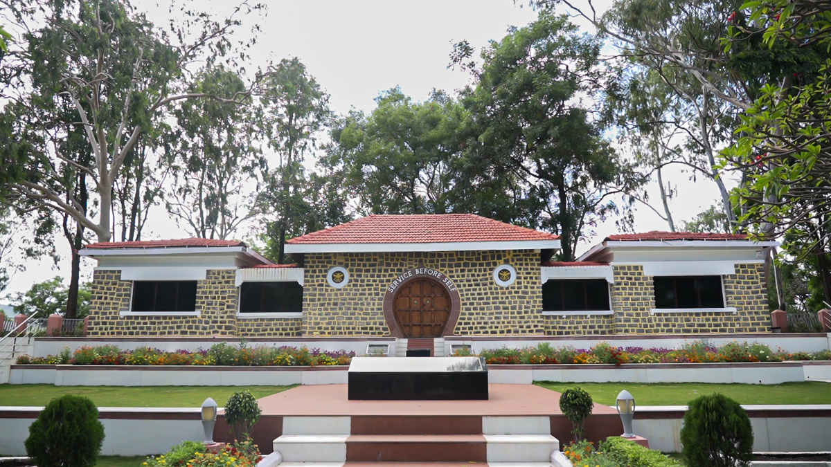 hut of remembrance